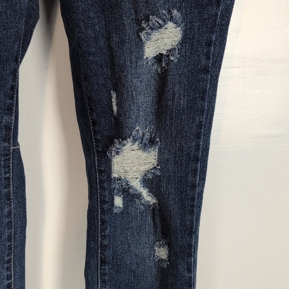 Judy Blue Distressed Skinny Fit Jeans - Picture 5 of 16